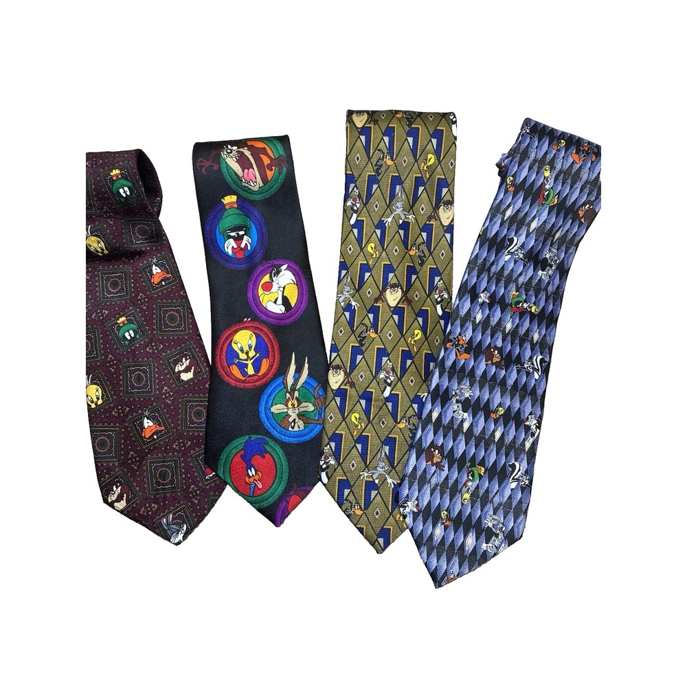 Looney Tunes VINTAGE Tie Lot Of 4. 3 Are Made By Looney Tunes Mania. Quick Ship!